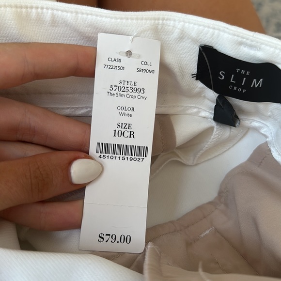 Woman’s Brand New White Cropped Pants - Picture 6 of 6